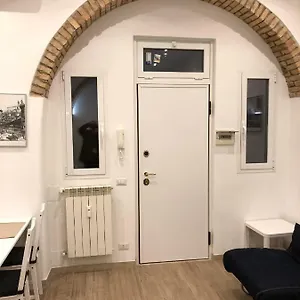 San Lorenzo University Flat , Rzym Włochy